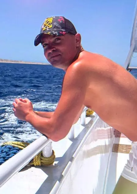 Саша из Харькова, ищу на сайте дружбу