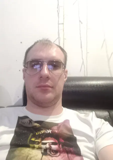 Влад из Со, ищу на сайте знакомства на одну ночь