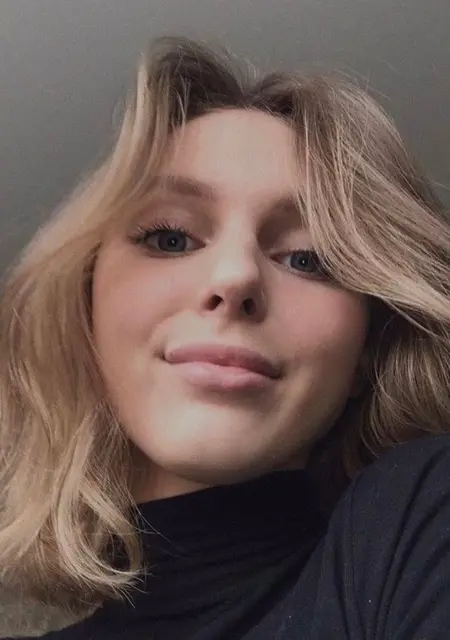 Sofia из Бухареста, ищу на сайте вирта