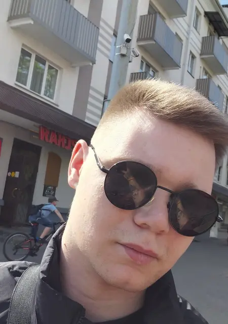Я Дима, 21, знакомлюсь на одну ночь в Минске