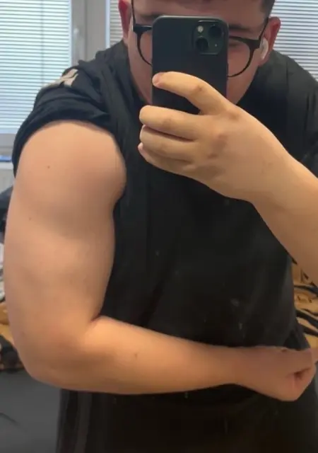 Gabriel из Брно, мне 20, познакомлюсь на одну ночь