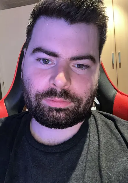 Я Manu, 28, из Эльч, ищу знакомства без обязательств