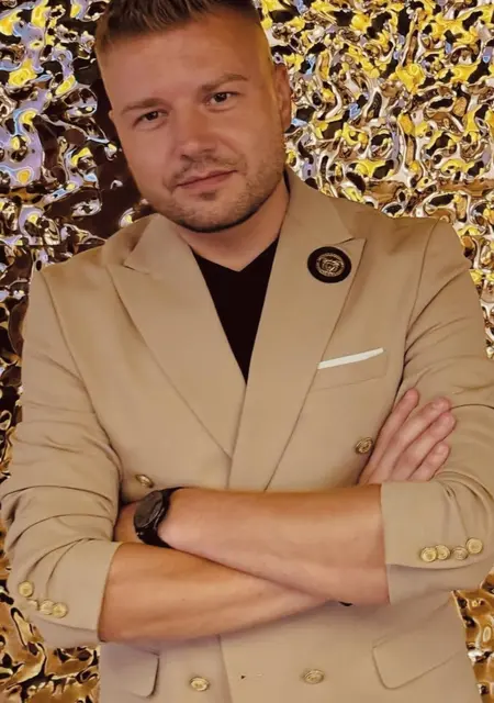 Александр из Таллина, ищу на сайте знакомства на одну ночь