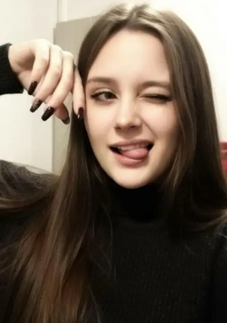 Я Алена, 18, знакомлюсь без обязательств в Энфилд