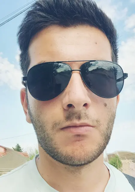 Сенан из Баку, мне 21, познакомлюсь на одну ночь