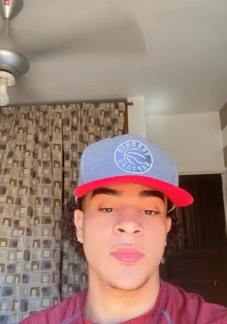 Ernesto из Сан-фелипе-де-пуэрто-платы, ищу на сайте открытые отношения