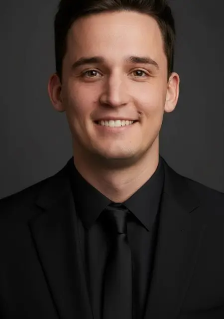 Я Константин, 33, из Амстердама, ищу знакомства без обязательств