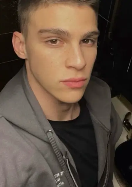 Я Макс, 20, знакомлюсь для совместных путешествий в Ташкенте