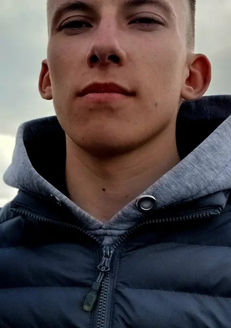 Я Дмитрий, 20, знакомлюсь без обязательств в Пльзне