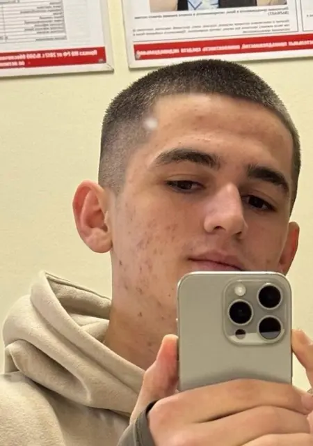 Ильяс из Брюсселя, ищу на сайте приятное времяпровождение