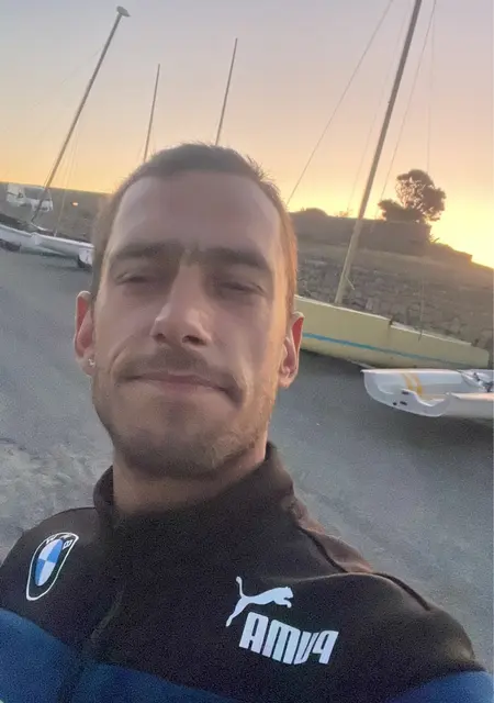 Я Stik, 35, знакомлюсь для открытые отношения в Нуайон