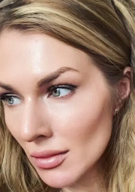 Я Marina, 40 років, знайомлюсь для дружбы у Київ