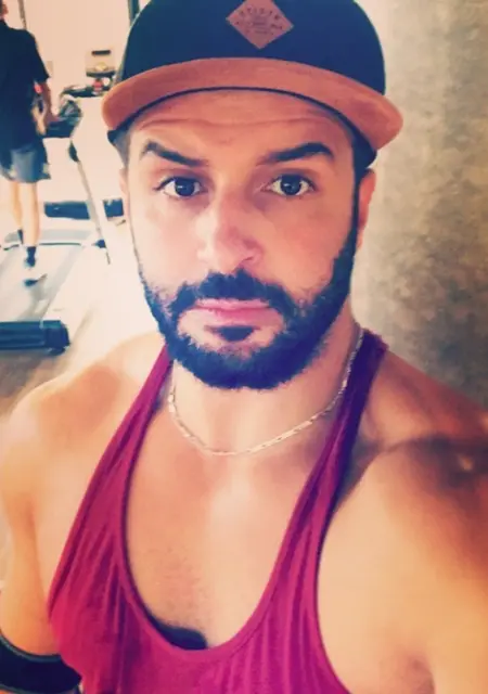 Sam из Гамбурга, мне 39, познакомлюсь для общения