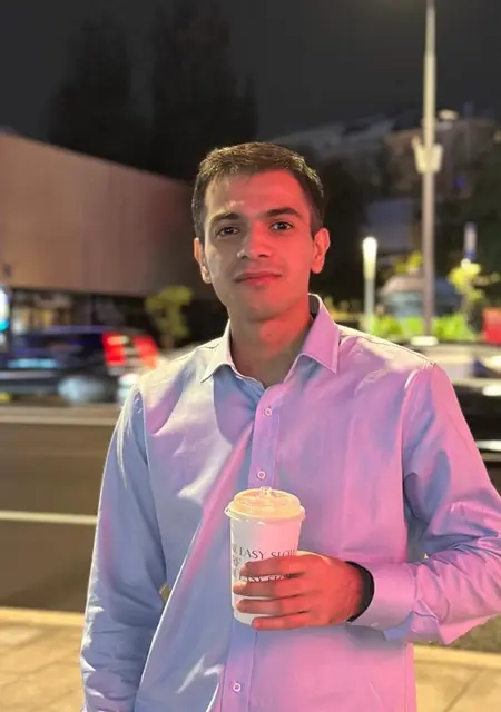 Я Джавид, 22, из Измира, ищу знакомство для постоянных отношений