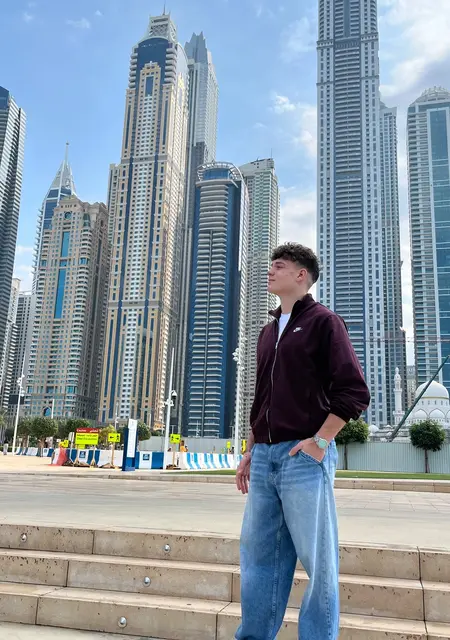 Szymon из Радома, ищу на сайте знакомства на одну ночь