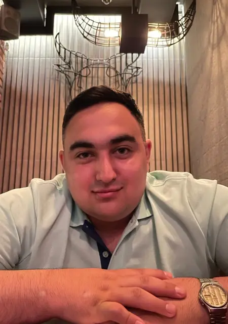 Я Олександр, 27, из Киева, ищу знакомство для приятного времяпровождения