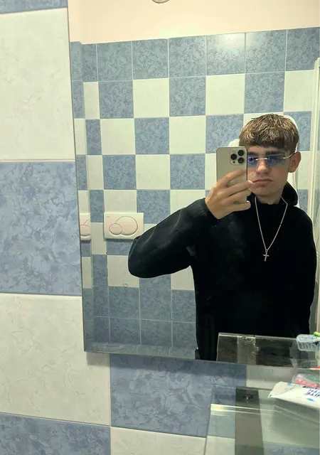 Я Samuele, 19, знакомлюсь без обязательств в Турине
