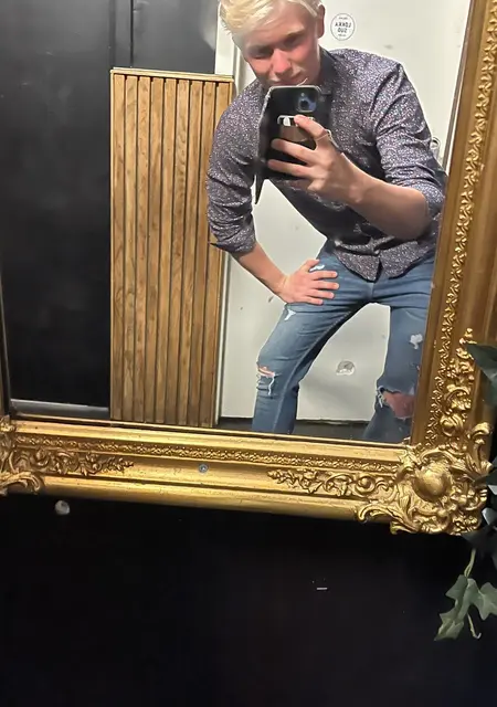 Я Conny, 21, из Венерсборг, ищу знакомство для дружбы