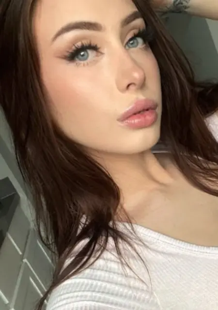 Камила з Києва, шукаю на сайті спілкування