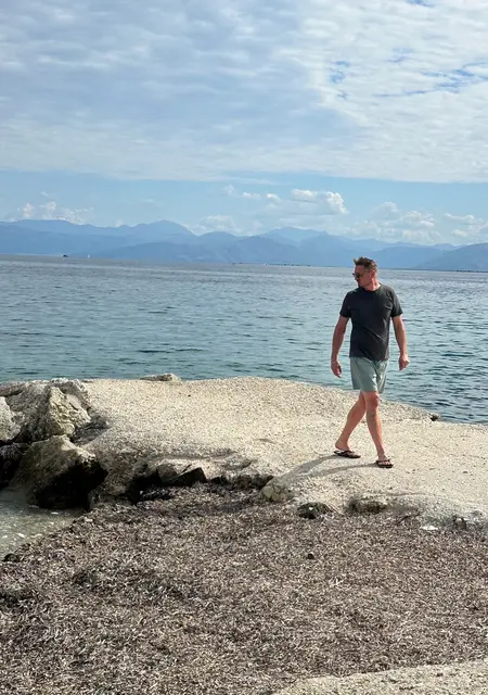 Ciro Jeff de Barcelona, tengo 36 años, listo para conocer para lío de una noche