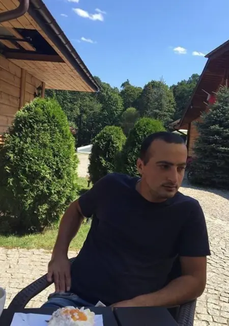 Никол из Еревана, мне 36, познакомлюсь для постоянных отношений