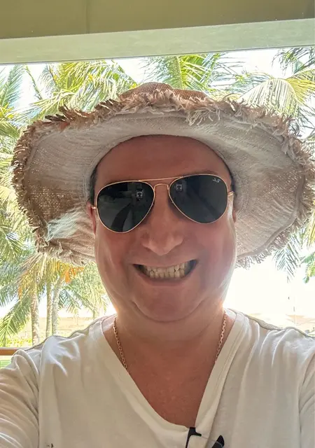 Я Андрей, 53, из Дубая, ищу знакомства на одну ночь