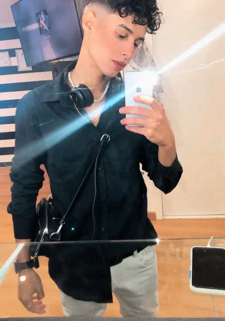 Badr из Сьюдад-Реаль, мне 23, познакомлюсь для общения