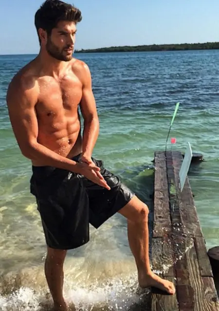 Lee Mi Perfil из Манреса, мне 30, познакомлюсь без обязательств