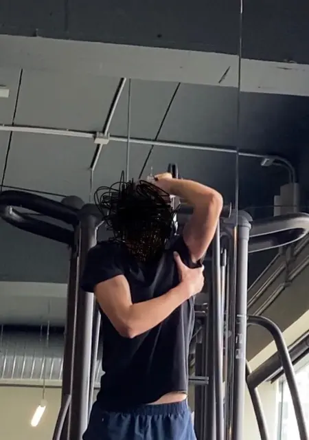 Soy Pepe, 19 años de Arrecife, busco conocer gente para lío de una noche