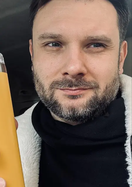 Я Владимир, 40, из Амстердама, ищу знакомства на одну ночь