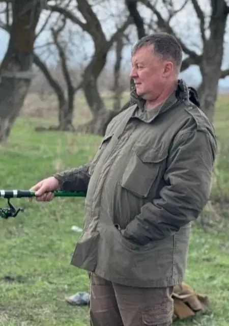 Я Андрей, 45, знакомлюсь без обязательств в Стокгольме