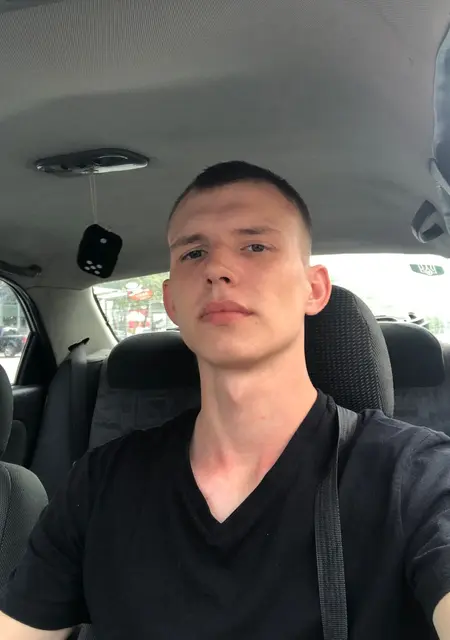 Я Владислав, 26, из Сум, ищу знакомства без обязательств