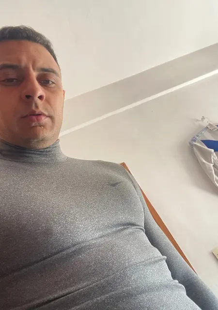 Alexander из Буэнос-айреса, ищу на сайте вирта