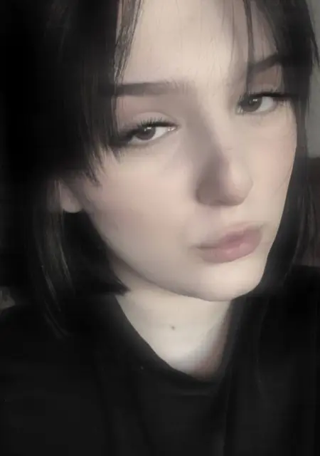 Я Алина, 25, из Кёльна, ищу знакомство для постоянных отношений