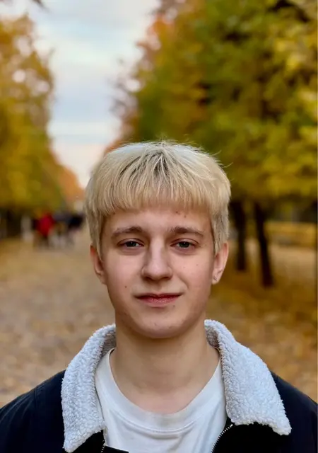 Данил из Варшавы, ищу на сайте общение