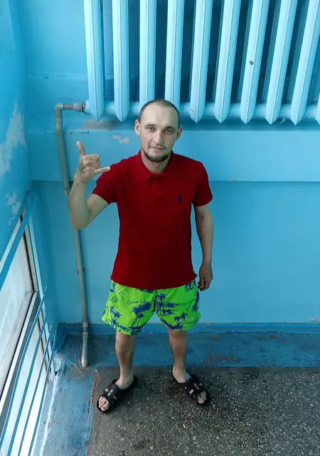 Я Евгений, 30 років, знайомлюсь для спільних подорожей у Макіївці