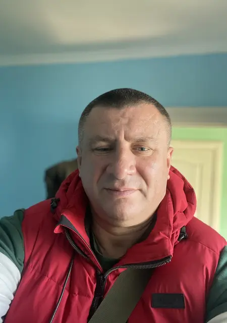 Я Віталій, 53 років, знайомлюсь для постійних стосунків у Одесі