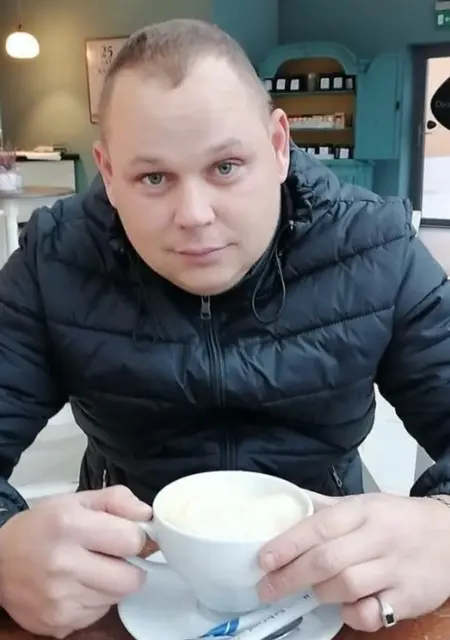 Я Igor, 35, знакомлюсь для вирта в Харькове