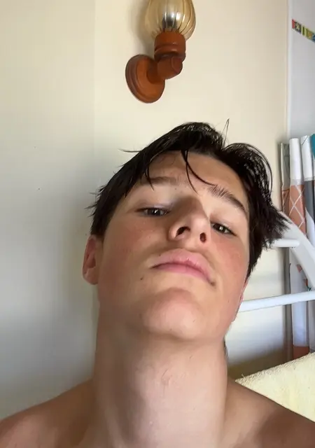 Я Roma, 18, из Налдвейка, ищу знакомства без обязательств