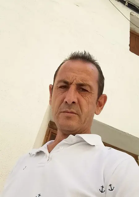 Soy Jaime, 45 años, conociéndome para chatear en Barcelona