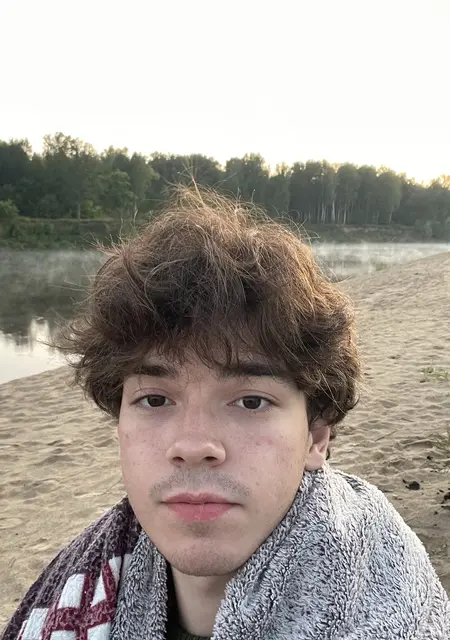 Я Nikita, 18, из Берлина, ищу знакомства на одну ночь