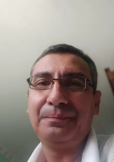 Жамшид Исмаилов из Ташкента, мне 45, познакомлюсь без обязательств