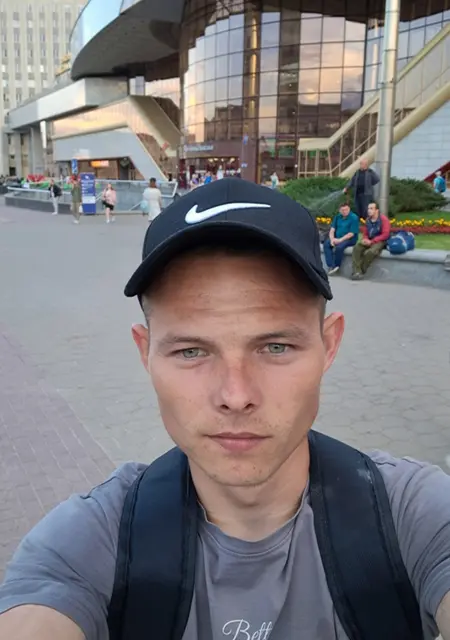 Я Евгений, 23, знакомлюсь без обязательств в Орше