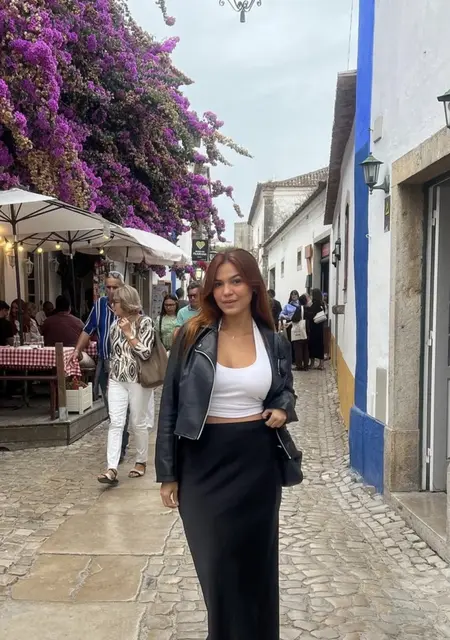 Я Alina, 30, из Амстердама, ищу знакомство для открытые отношения