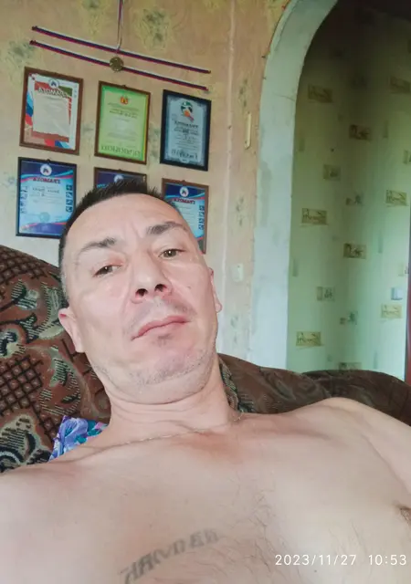 Я Dron, 52, из Луганска, ищу знакомства без обязательств