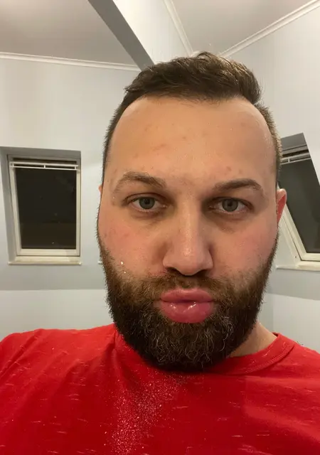 Gabriel из Майнца, мне 25, познакомлюсь для вирта