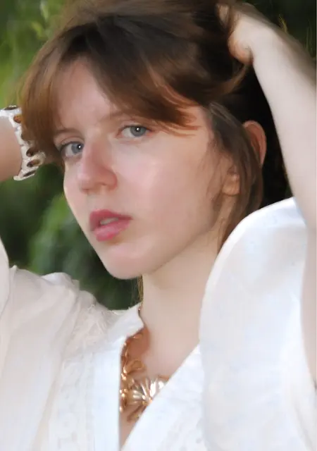 Mika з Ромни, мені 18 років, познайомлюсь без зобов'язань