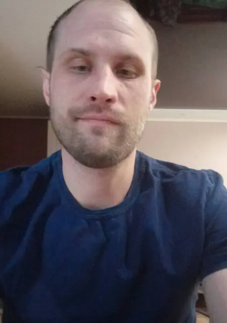 Я Сергей, 31 років, знайомлюсь без зобов'язань у Чернігові