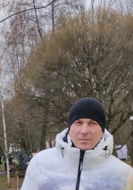 Вадим из Слуцка, мне 43, познакомлюсь на одну ночь