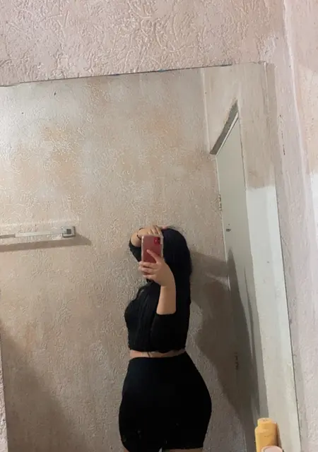 Sara из Вильяэрмоса, мне 18, познакомлюсь для общения